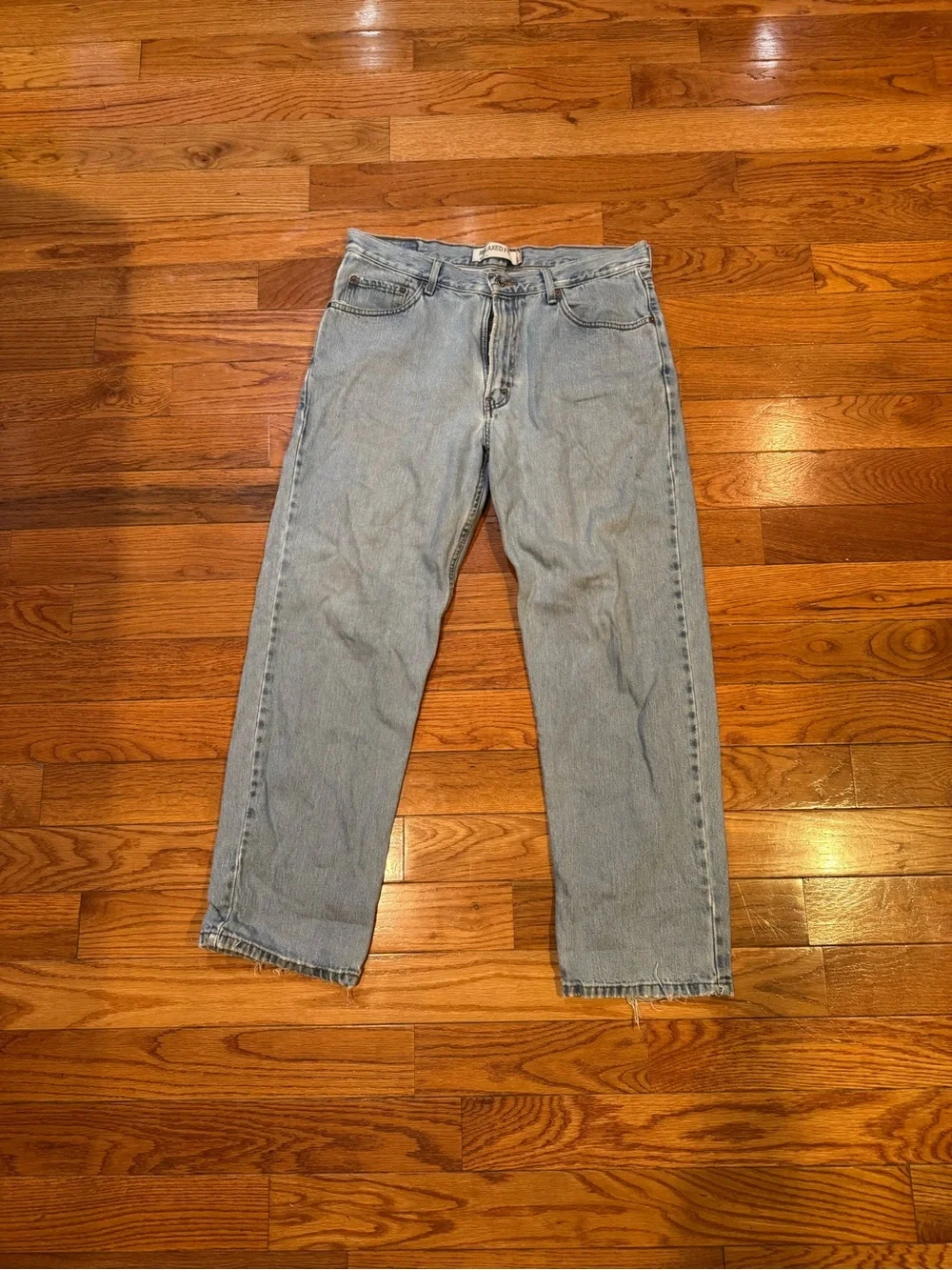 Levi’s 550 Relaxed Fit Light Wash Denim Jeans Men’s 35x32